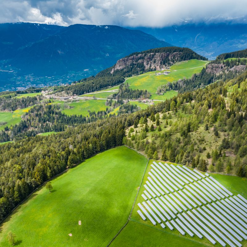 riduzione produzione energia solare a causa di innalzamento temperature sulle alpi italiane