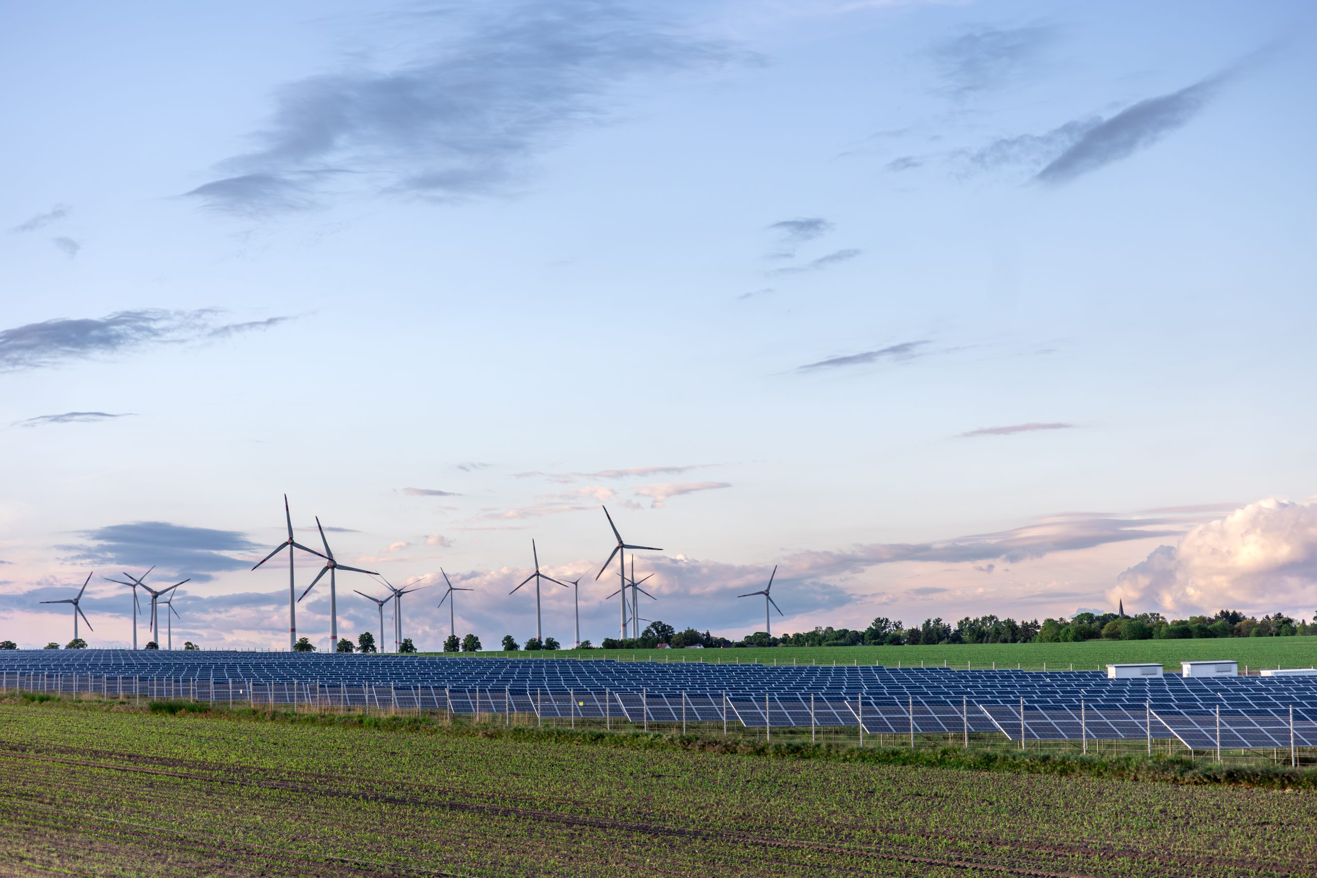 Energia rinnovabile in Cina: il nuovo rapporto Ember su solare ed eolico