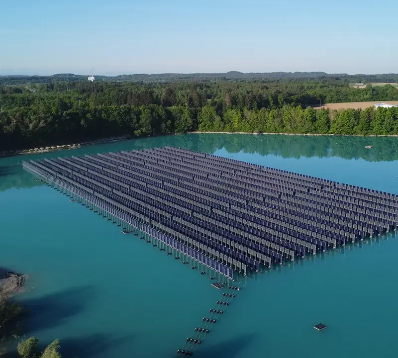 fotovoltaico verticale: nasce in germania il primo impianto al mondo
